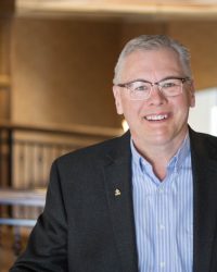 Tim  Czmowski