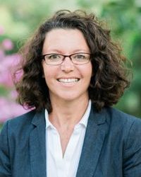 Amy J. Laufer