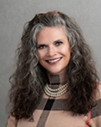 Jennifer  Plumb