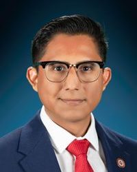 Oscar  De Los Santos