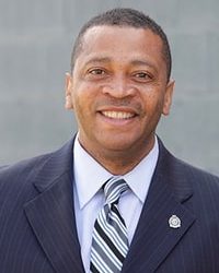Tyrone  Carter