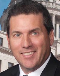 Lee  Yancey