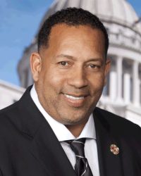 Cedric  Burnett